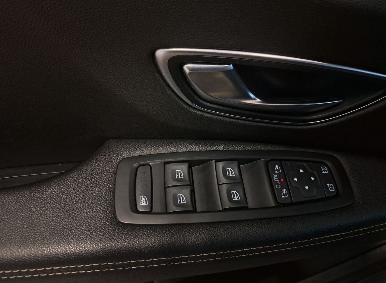 Zunanja slika - Renault Scénic - Scenic INTENS Blue dCi 120 Z ENOLETNIM JAMSTVOM - 15