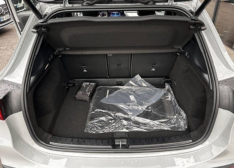 Zunanja slika - Mercedes-Benz GLA-Razred - GLA 180 AMG Line Edition - 4