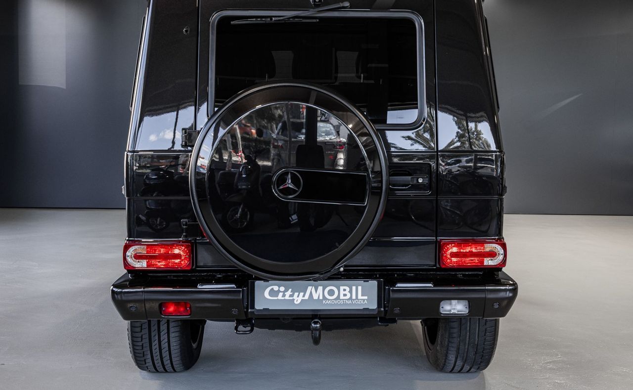 Zunanja slika - Mercedes-Benz G-Razred - G350D-PANO-USNJE-NAVI-HLAJ.SED-TEMPOMAT-20C - 6