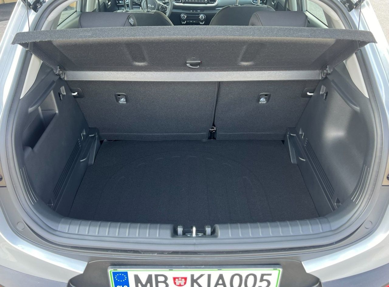 Zunanja slika - KIA Stonic - 1.2 DPI 57.9 kW  79 KM  LX Urban+ M T - 6