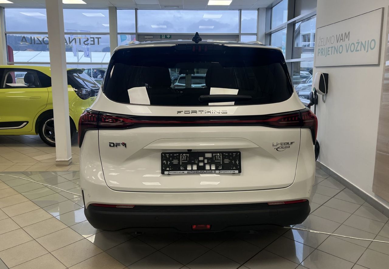 Zunanja slika - Forthing Forthing U Tour - U-Tour BENCINSKI 1.5 T. 174 KM . ADAS NOVO PRI NAS - 5