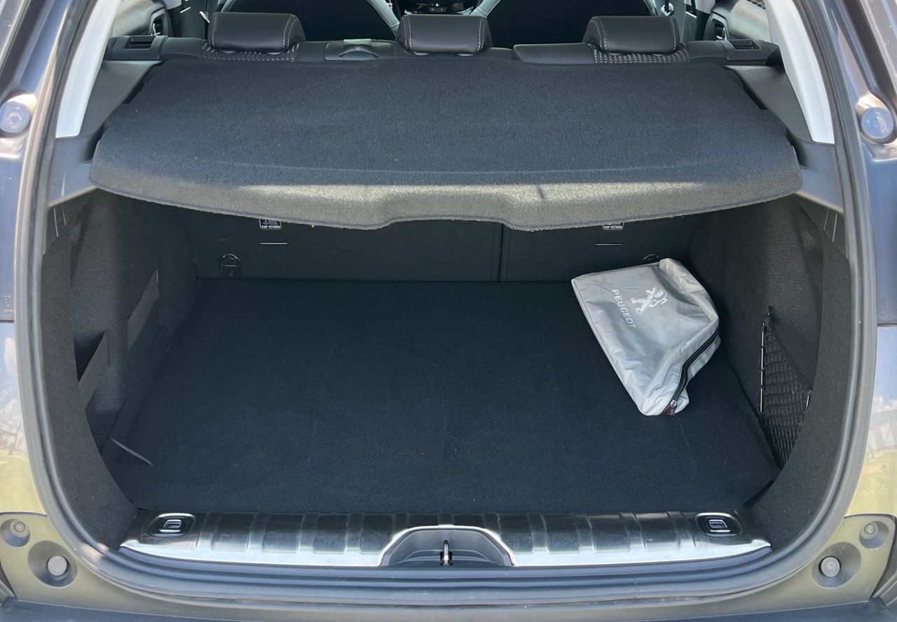 Zunanja slika - Peugeot 2008 - 1.2 PureTech 130Allure XEN.NAVI.PDC SAMO 69.000KM - 7