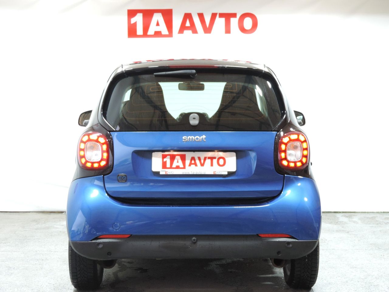 Zunanja slika - Smart Smart fortwo - 60 kW 82 KM electric drive - 6