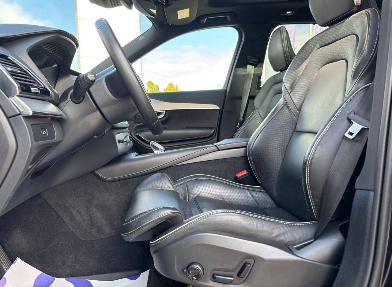 Zunanja slika - Volvo XC90 - B5 D Plus Dark AT AWD Zračno ACC Pano - 6