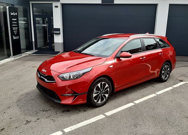 Zunanja slika - KIA Ceed - SW 1.5 T-GDi LX Champion+ ISG. M T 103 kW - 1