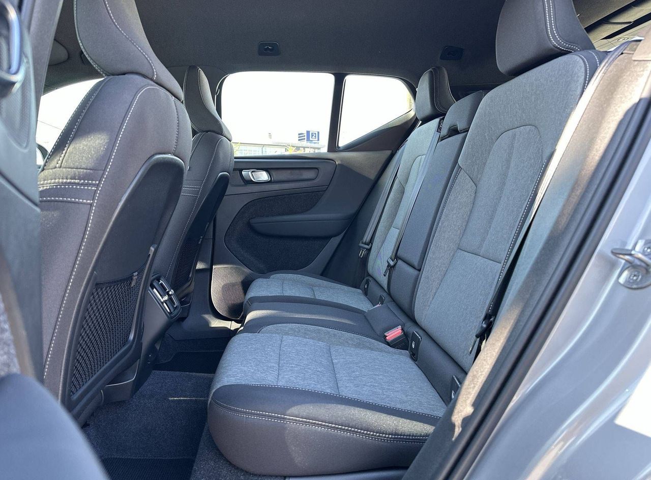 Zunanja slika - Volvo XC40 - B3P Plus Dark Avt. - 11