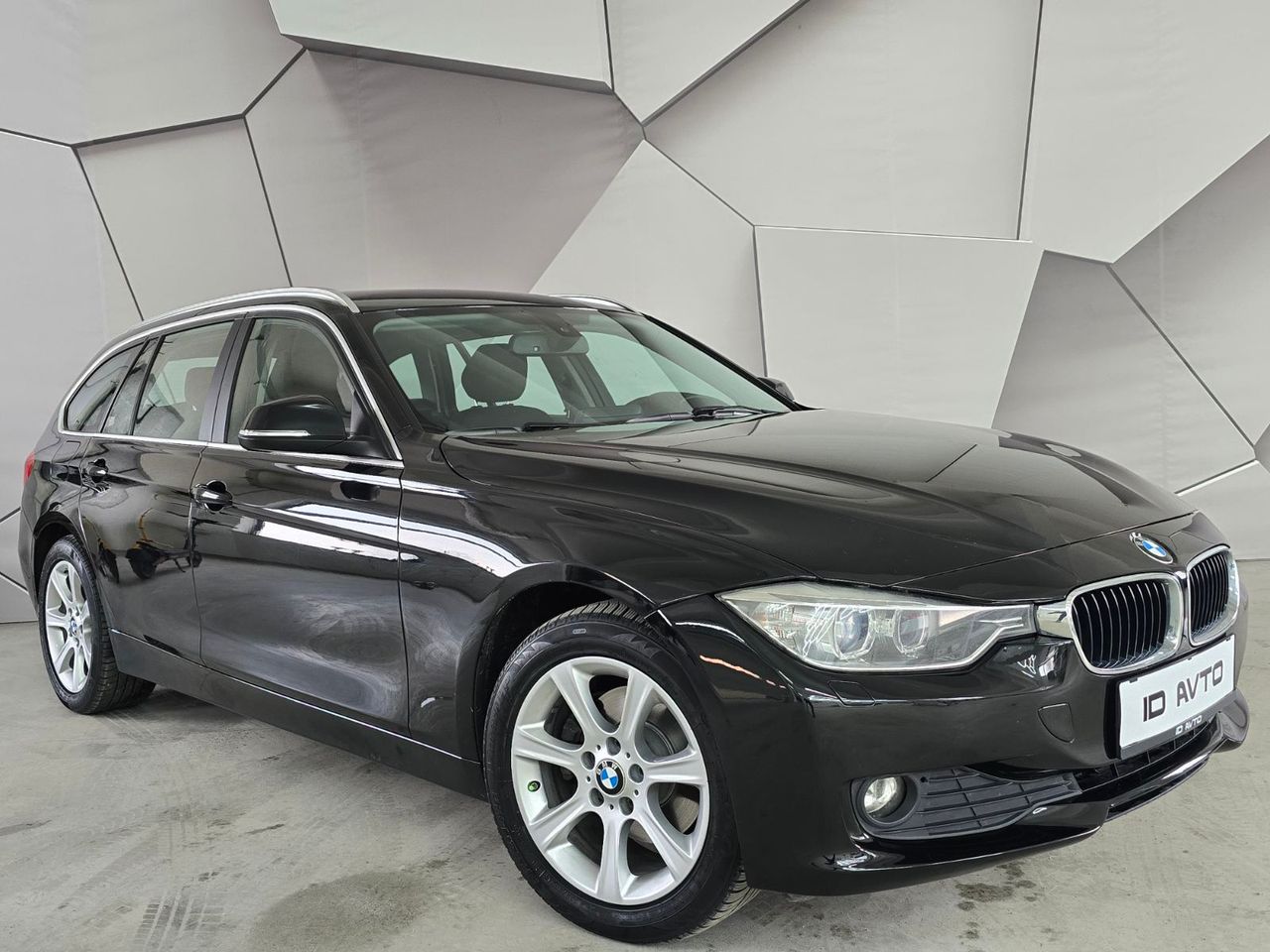 Zunanja slika - BMW Serija 3 - 320D XDRIVE AUT. - 1
