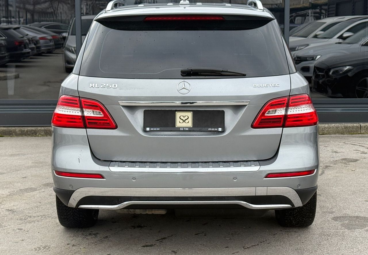 Zunanja slika - Mercedes-Benz ML-Razred - ML 250 BlueTEC 4MATIC - 6