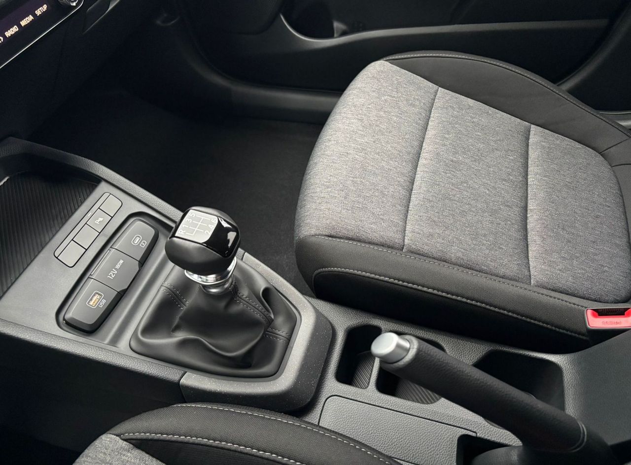 Zunanja slika - KIA Stonic - 1.0 T-GDi  EX Pulse M T - 13