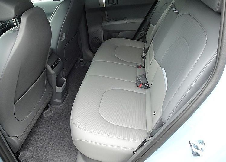 Zunanja slika - KIA EV3 - 58.3 kWh baterija. 150 kW  204 KM  Sky NA ZALOGI - 9