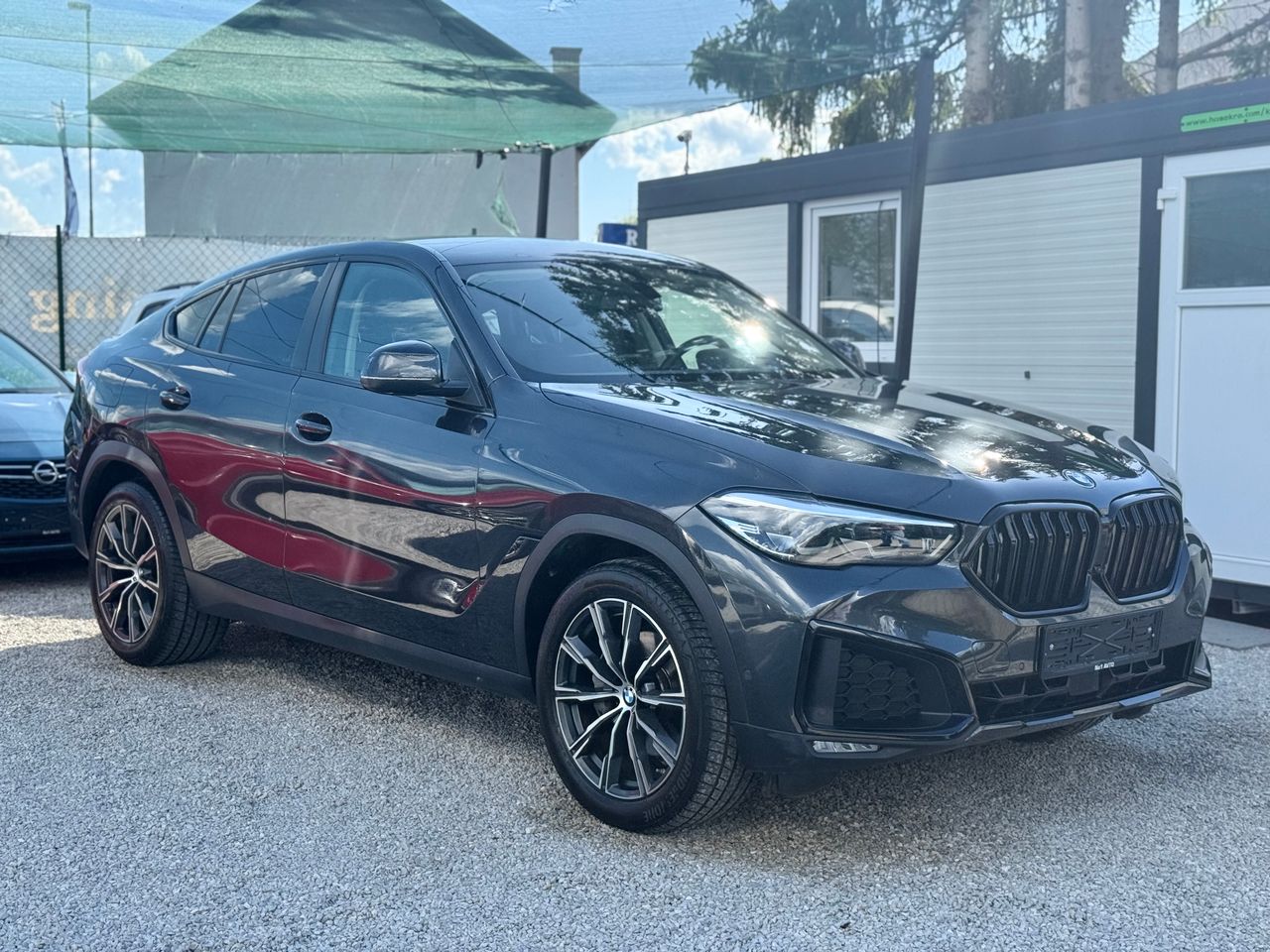 Zunanja slika - BMW X6 - xDrive30d Avt. - 1