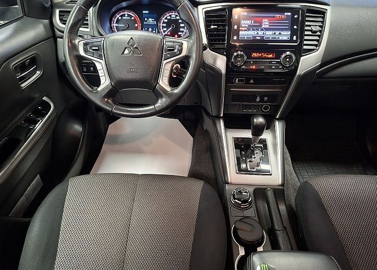 Zunanja slika - Mitsubishi L 200 - 2.3 4X4-1.LASTNIK-SLO-LED-NAVI-KAMERA-ODLIČEN- - 8