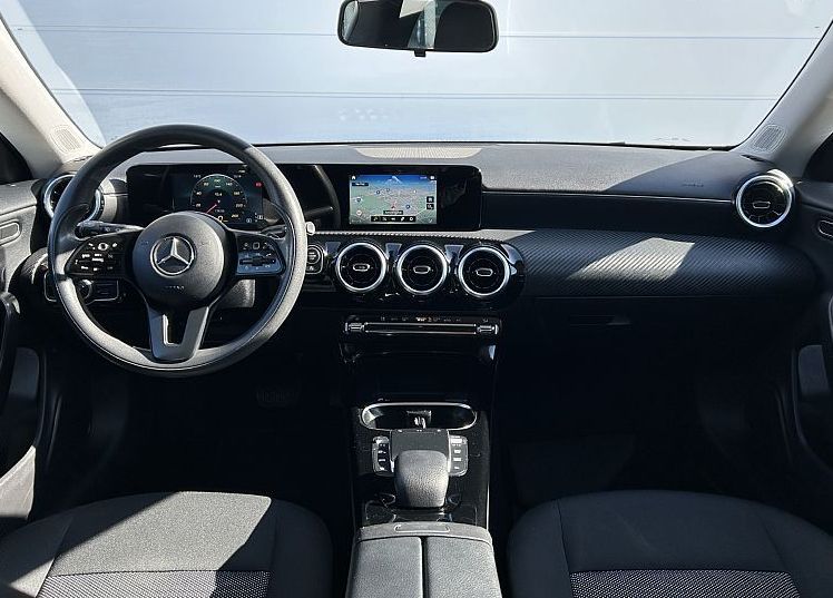 Zunanja slika - Mercedes-Benz CLA-Razred - CLA Shooting Brake CLA 200-LED-NAVI-PDC-TEMPO-1.LAST-NEMŠKI - 8