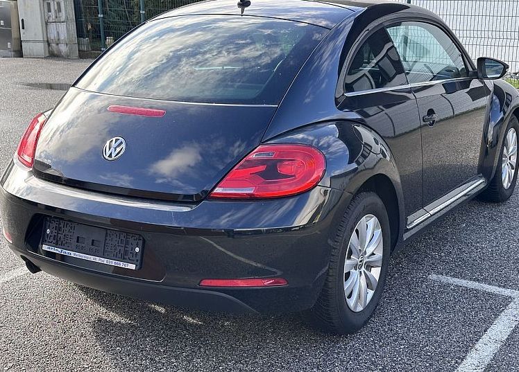 Zunanja slika - VW Beetle - 1.2 TSI BMT Design °VELIKI SERVIS PRI 180.171 KM° - 4