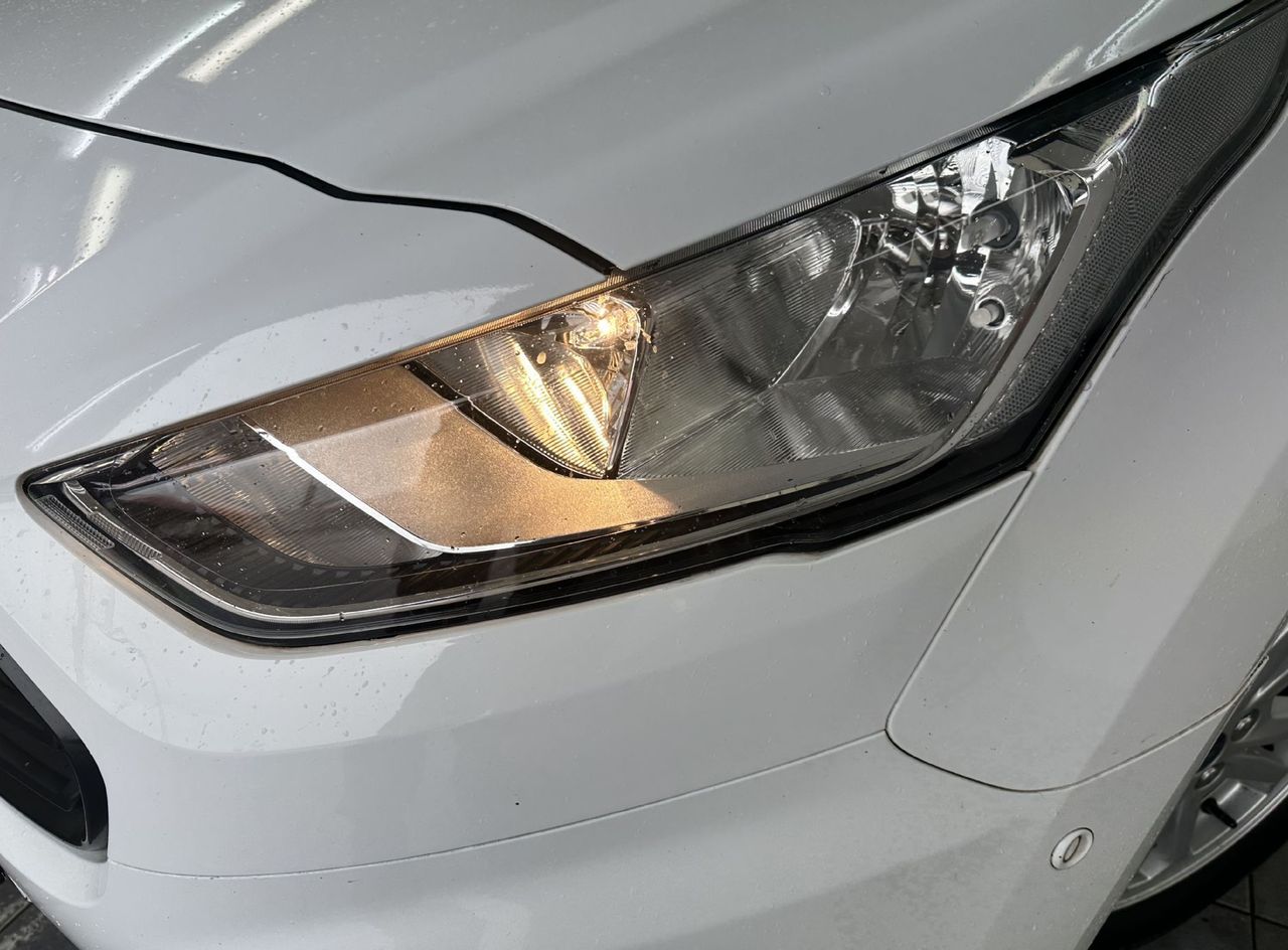 Zunanja slika - Ford Tourneo Connect - L2 Autm.88kW.NEMŠKI+4 GUME.KAMERA.GRE.SED.KLJUKA - 3