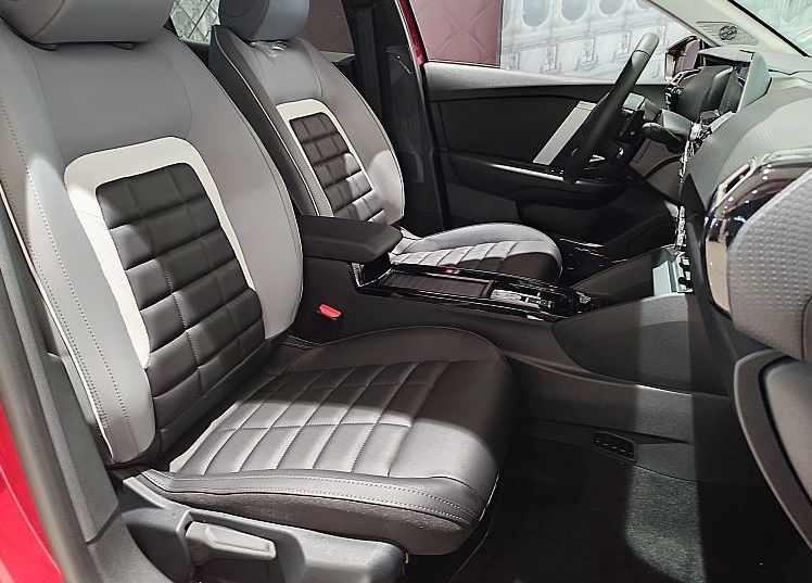 Zunanja slika - Citroën C4 - Max Hybrid145 eDCT6 - 7