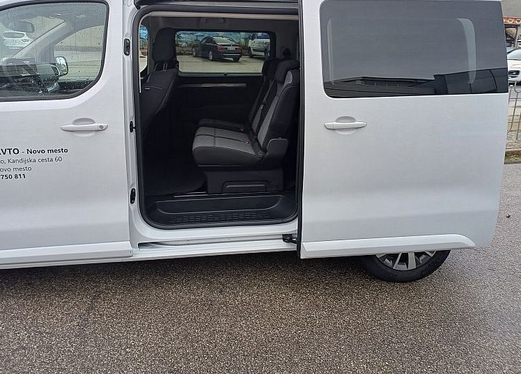 Zunanja slika - Toyota Proace - Verso 2.0 D-4D 106kW Family Medium - 7