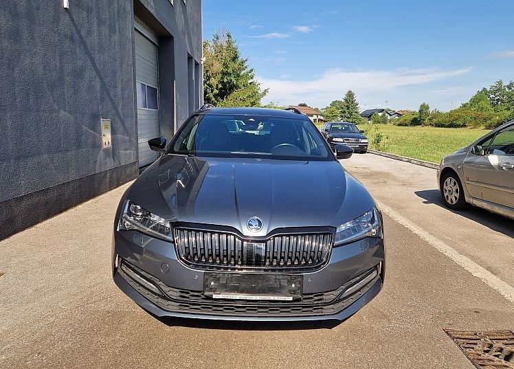 Zunanja slika - Škoda Superb - Combi 2.0 TDI Sportline -ACC-NAVIGACIJA-LED... - 2