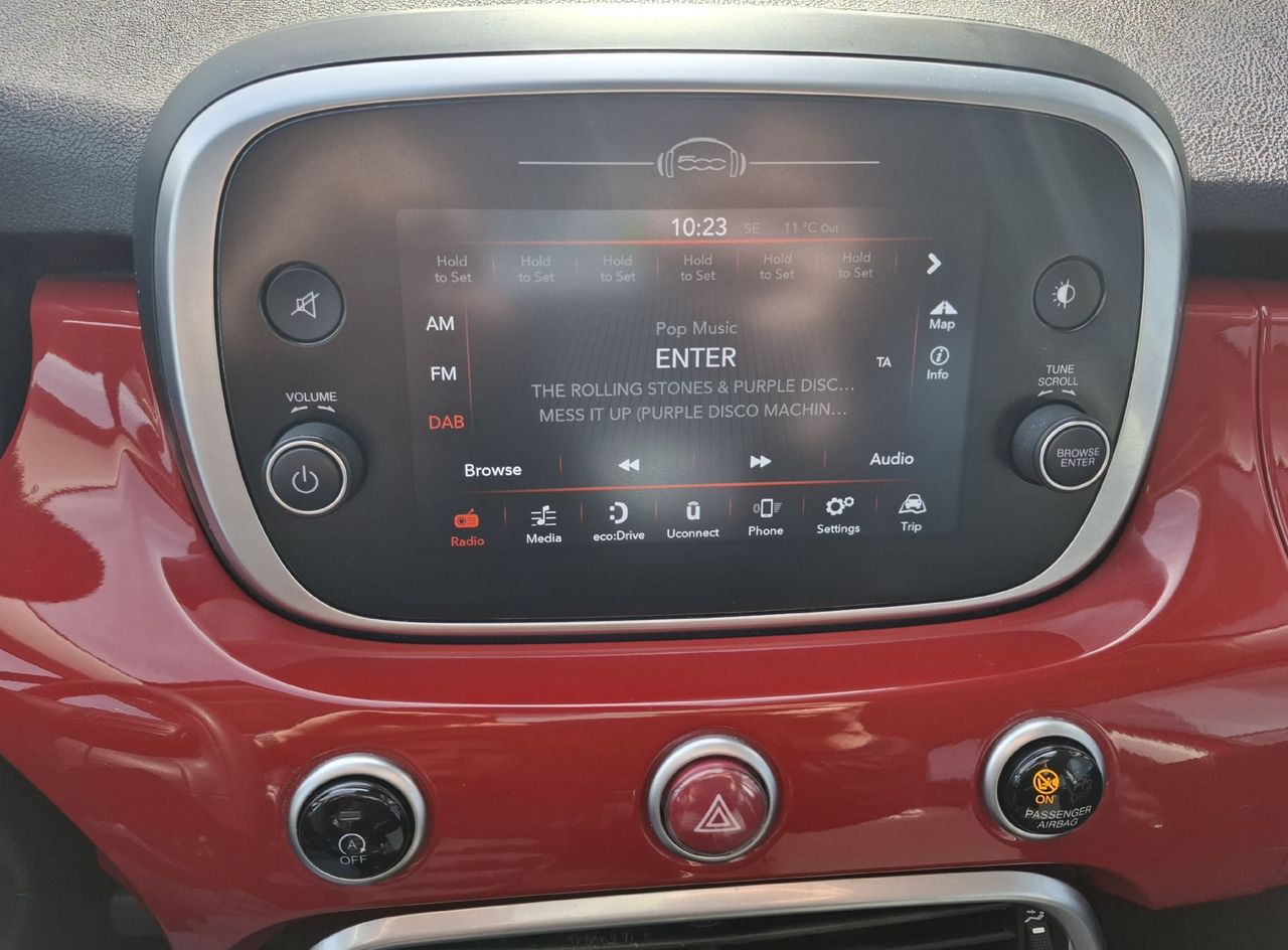 Zunanja slika - Fiat 500X - 1.0 City Cross 88kW - LEPO OHRANJEN - SERVISNA ZG. - 17