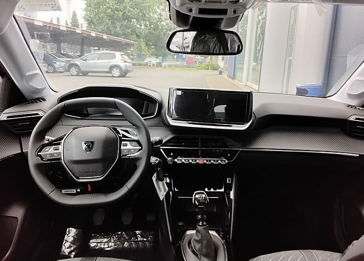 Zunanja slika - Peugeot 208 - ALLURE PureTech 100 - 5