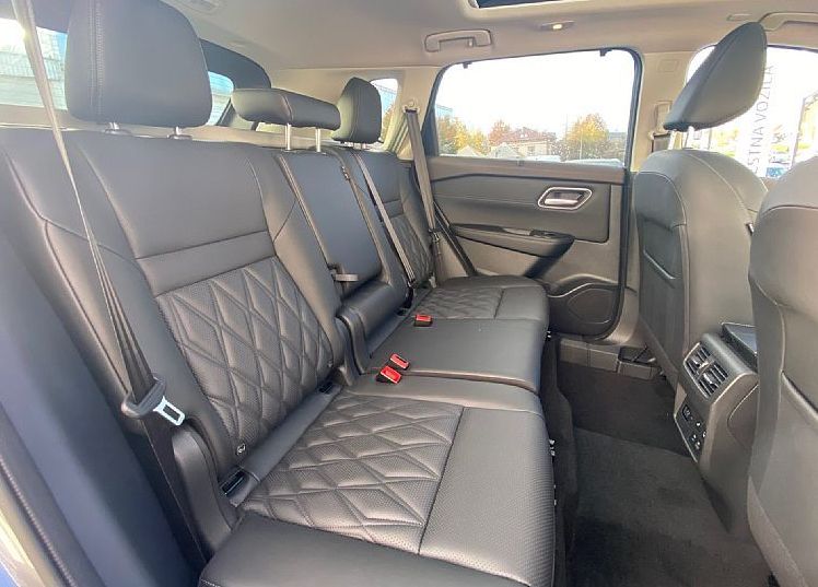 Zunanja slika - Nissan X-Trail - 1.5 HYBRID 4WD 213 TEKNA PLUS  8 let jamstva - 9