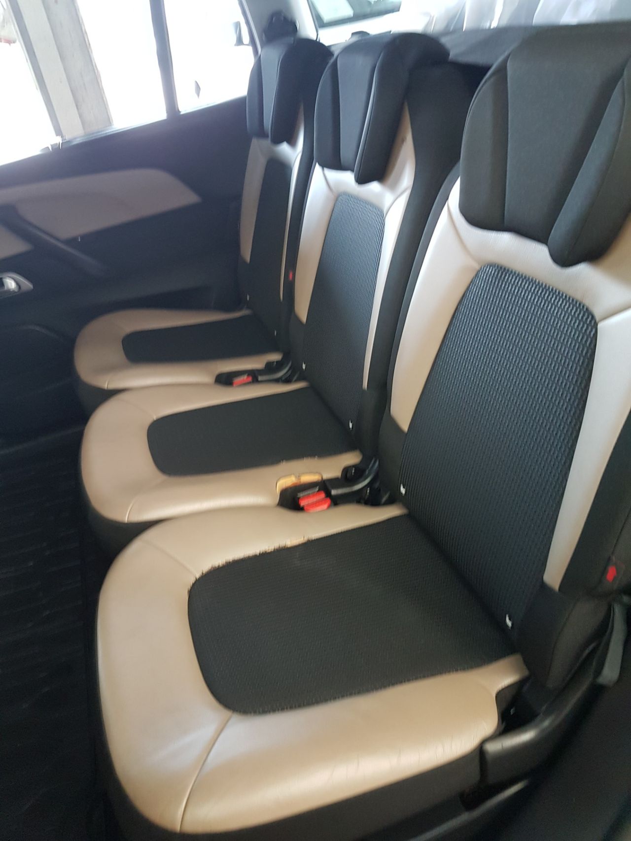 Zunanja slika - Citroën C4 - 1,6 e-HDi Exclusive - 14