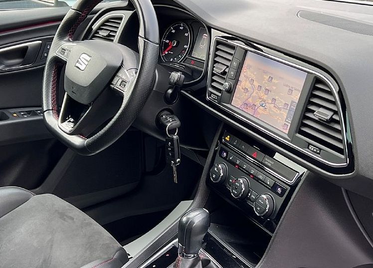 Zunanja slika - Seat Leon - 2.0 TDI+FR LINE+PANORAMA+KAMERA+LED+F1+AMBI+DSG... - 17