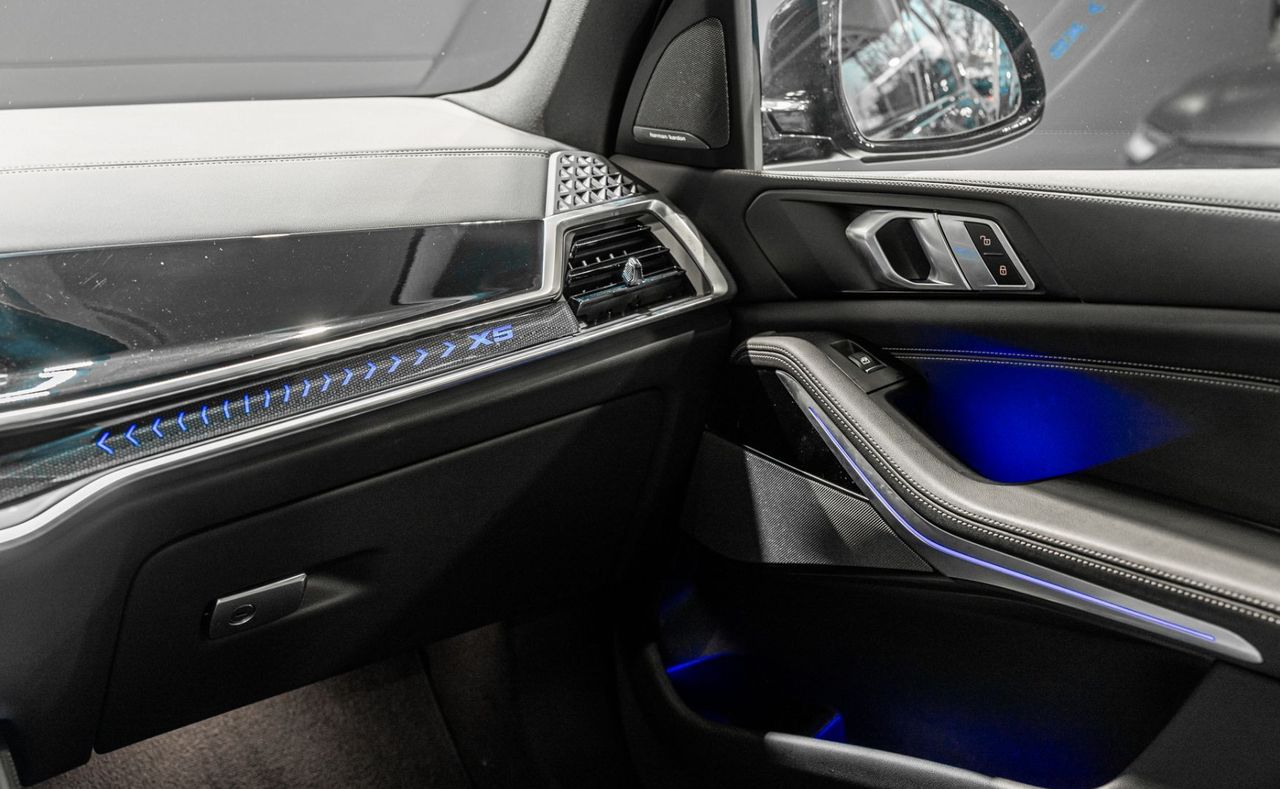 Zunanja slika - BMW X5 - serija : 3.0D-XDRIVE-M PAKET-HEAD UP-PANORAMA-NAVI-HK-21COL - 18