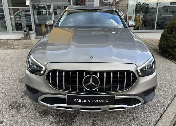 Zunanja slika - Mercedes-Benz E-Razred - E 220 d 4MATIC All-Terrain - 2