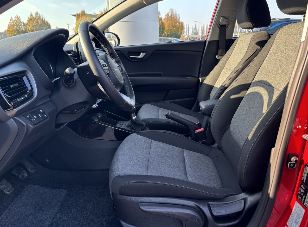 Zunanja slika - KIA Stonic - 1.2 DPI 57.9 kW  79 KM  LX Urban+ M T - 7