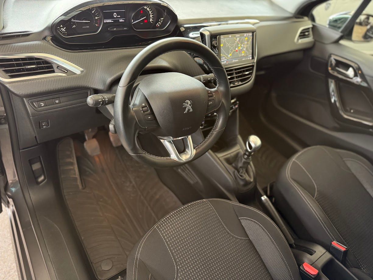 Zunanja slika - Peugeot 208 - 1,2 PureTech 110 S&S Allure - 8