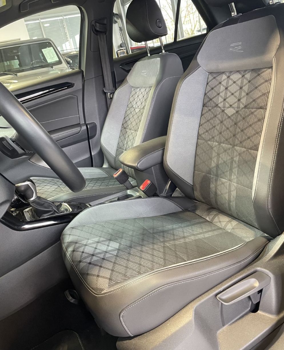 Zunanja slika - VW T-Roc - R LINE-RADAR-NAVIGACIJA-KAMERA-ALCANTARA-VIRTUAL - 10