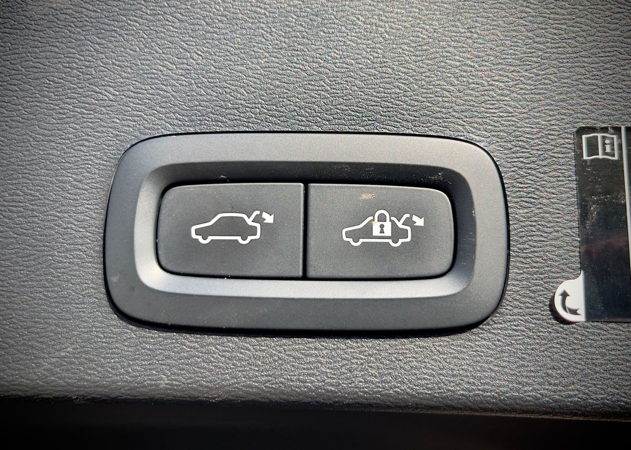 Notranja slika - Volvo XC40 - B4P AWD Inscription Avt. - 20