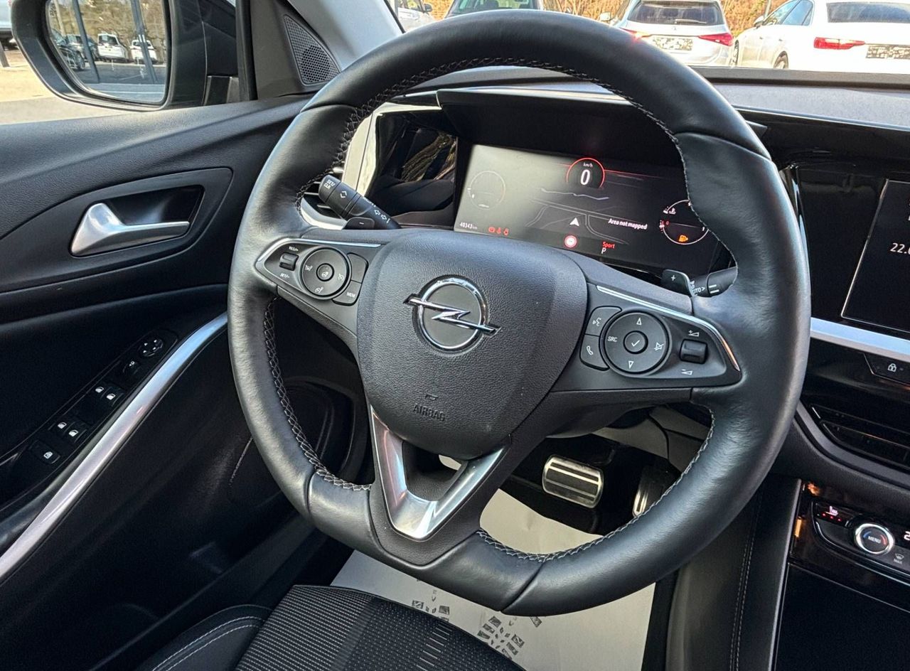 Zunanja slika - Opel Grandland - 1.2 TURBO GS LINE LED-KAMERA-NAVI - 16