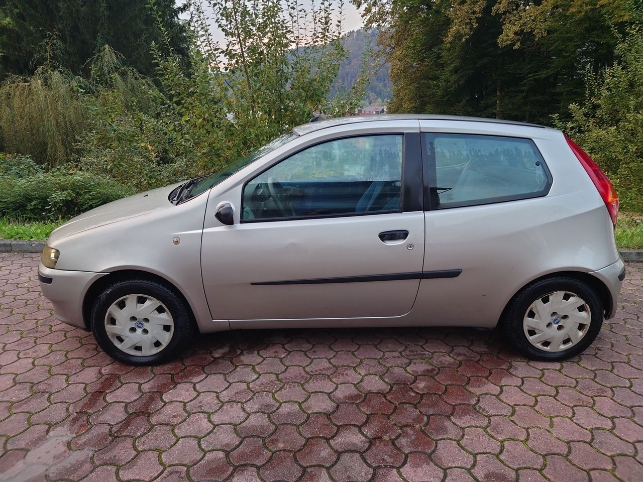 Zunanja slika - Fiat Punto - 1,2 - 6