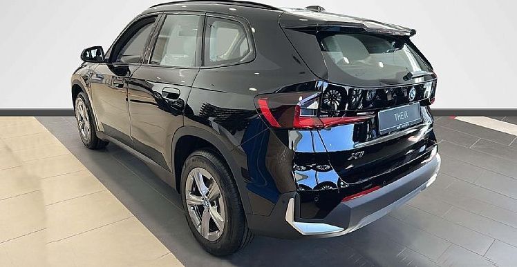 Zunanja slika - BMW X1 - serija :  xDrive30e - 2