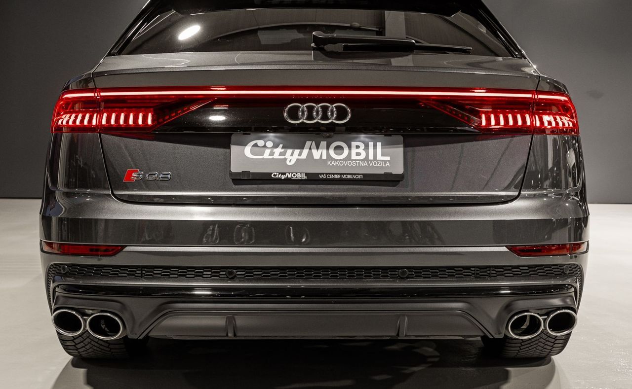 Zunanja slika - Audi SQ8 - MATRIX-KEYLESS-PANO-ZRAČNO-USNJE-VIRTUAL-HLAJ-22C - 16