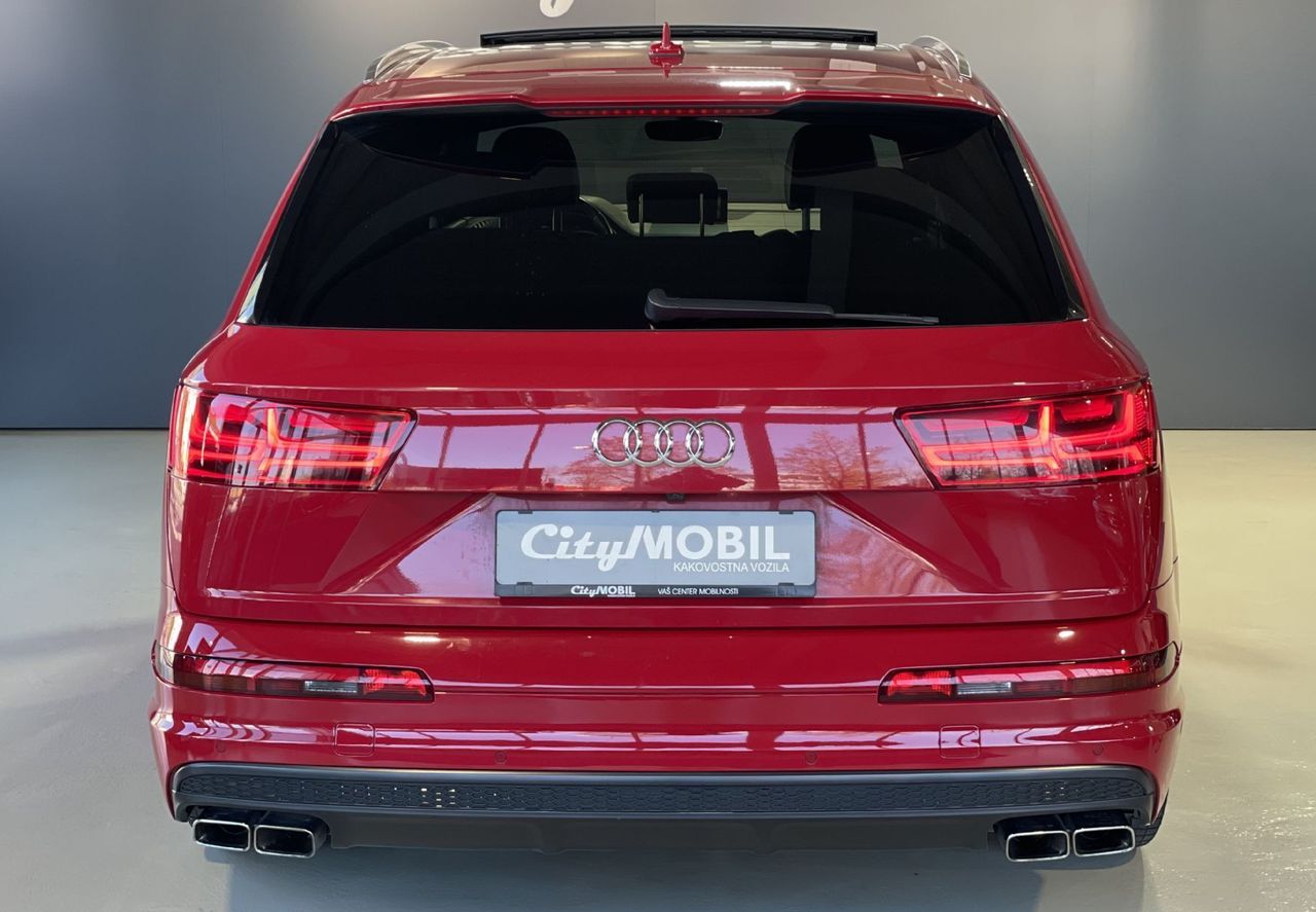 Zunanja slika - Audi Q7 - ZRAČNO-HUD-PANO-NAVI-MEMORY-ALCANTARA-VIRTUAL-22C - 6