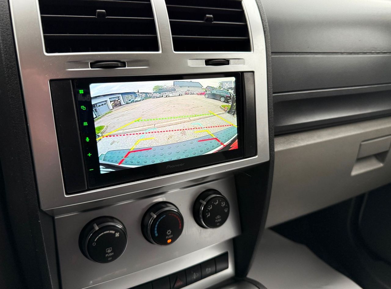 Zunanja slika - Dodge Nitro - 2.8 16V CRD 4WD AUT. SLO.VOZILO MULTIMEDIJA KAMERA - 16