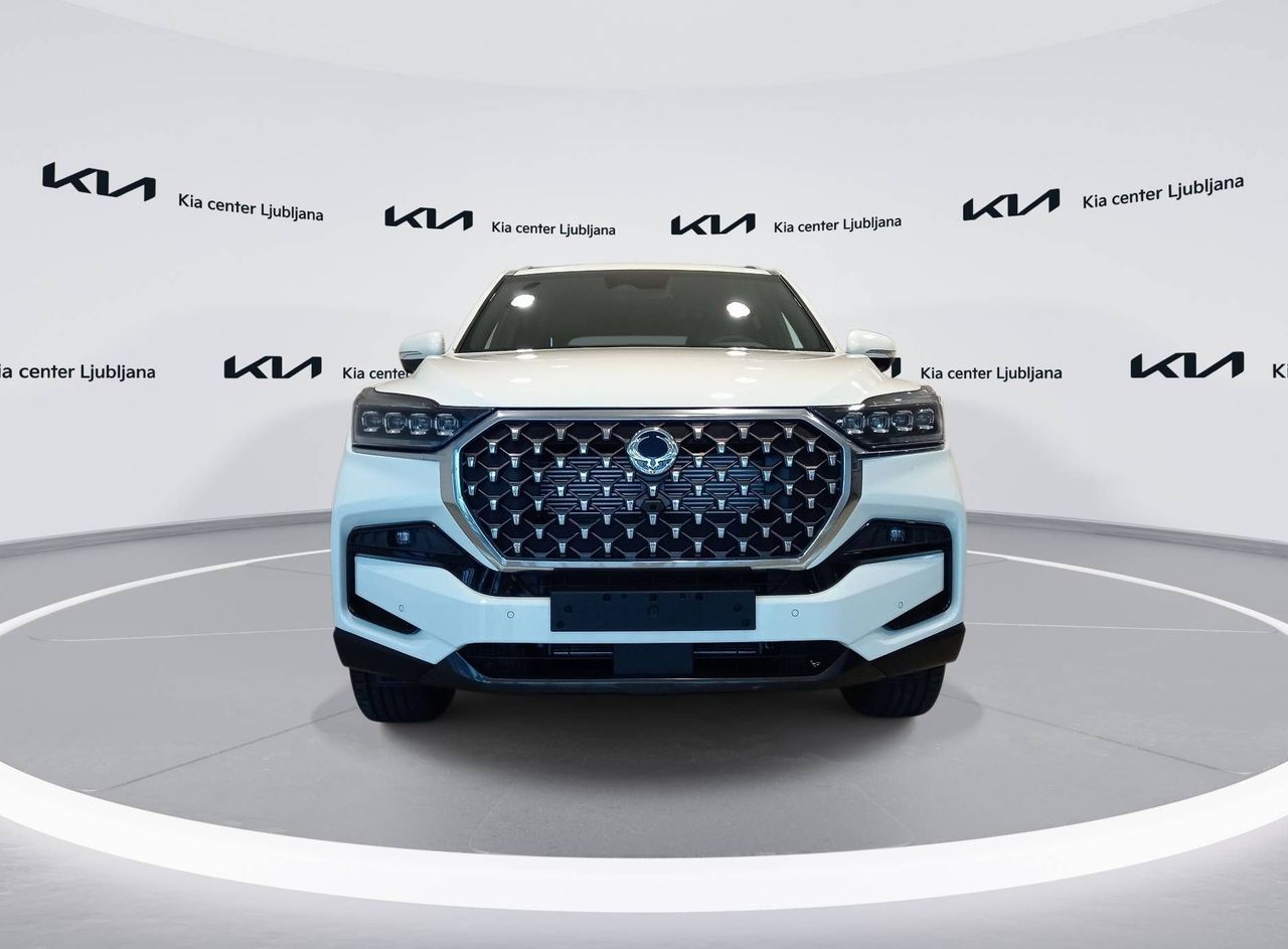 Zunanja slika - SsangYong Rexton - 2.2 XDi Limited+ 4WD AT - 2