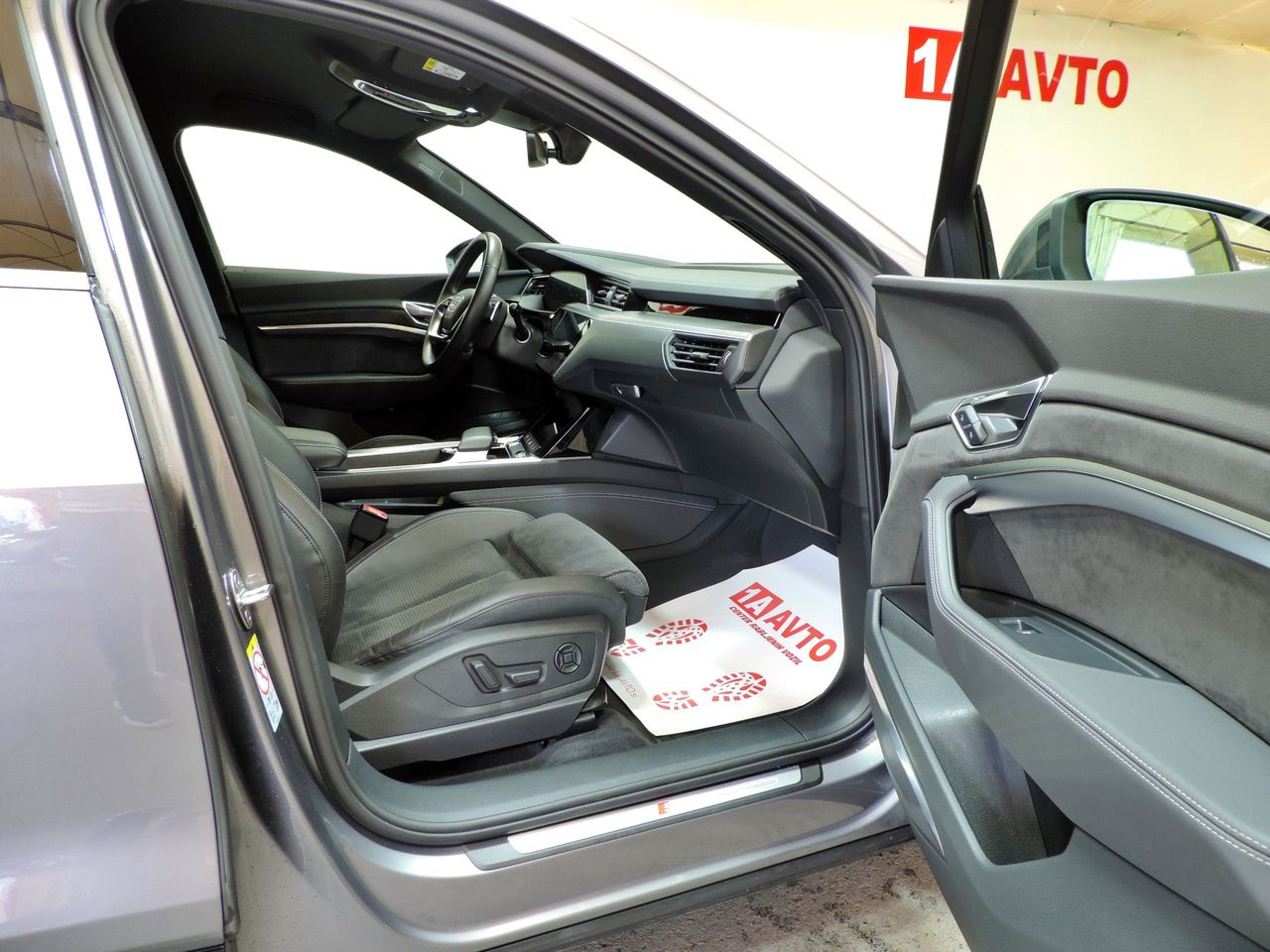 Zunanja slika - Audi e-tron - 55 quattro - 11