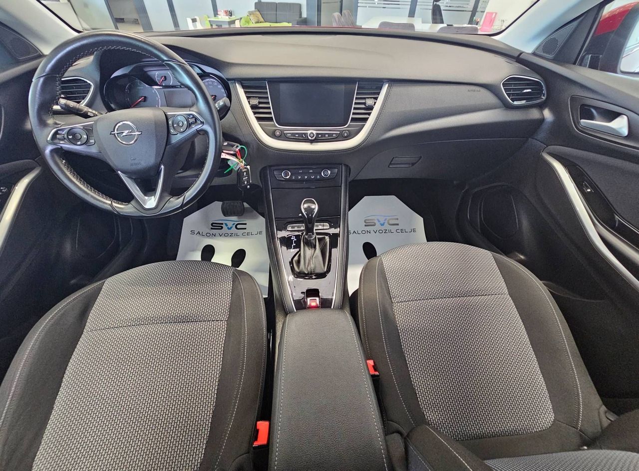 Zunanja slika - Opel Grandland X - 1.2-JAMSTVO-OPRAVLJEN VELIK SERVIS-OBROK ŽE 143€ - 10