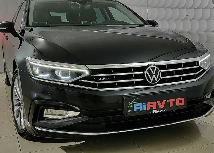 Zunanja slika - VW Passat - Variant 2.0TDI-200KM-4M-2X-R-LINE-VIRTUAL-KAMERA-IQ-LIGHT- - 1