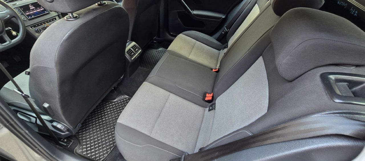 Zunanja slika - VW Golf - 1.6 TDI-KREDIT BREZ POLOGA-ODLIČEN - 12