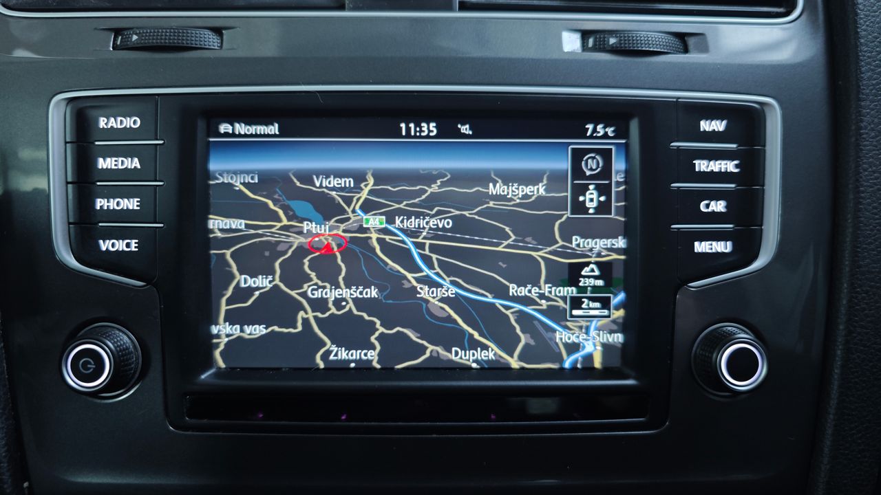 Zunanja slika - VW Golf - Variant 1.6TDI BMT 4MOTION Alltrack 81kW NAVI ALU XENON - 12