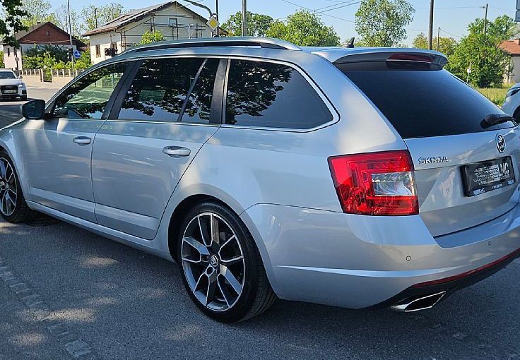 Zunanja slika - Škoda Octavia - RS 2.0 TSI 220ks DSG °PANORAMA° °18-COL° - 5