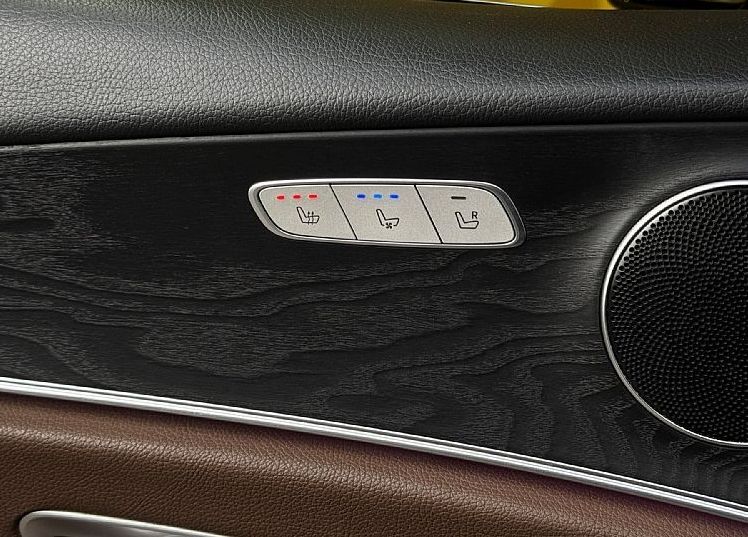 Zunanja slika - Mercedes-Benz E-Razred - E220d AMG LINE-ZRAČNO-SIBEDAH-HLAJENJE-KAMERA... - 19