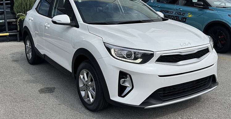 Zunanja slika - KIA Stonic - 1.2 DPI 57.9 kW LX Urban+ MT - 1