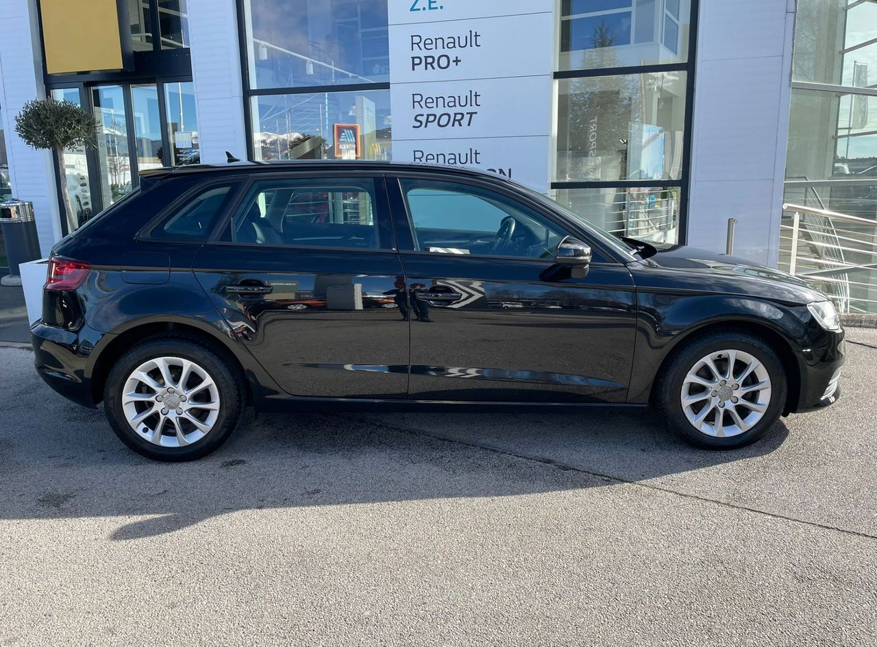 Zunanja slika - Audi A3 - 1.6 TDI Ambiente S tronic - 8