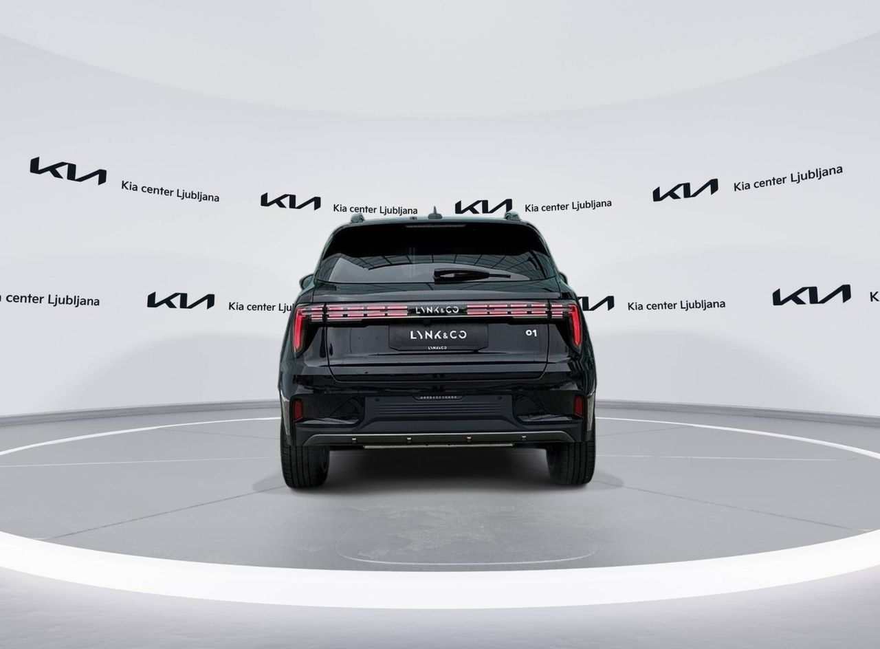 Zunanja slika - Lynk & Co 01 - More 2025 Priključni hibrid - 6